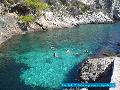 A Limnionas-i bl hideg, nagyon tiszta ble tele szebbnl szebb halakkal